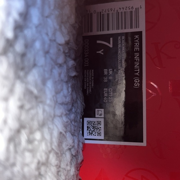 Kyrie’s and Giannis - Picture 4 of 6